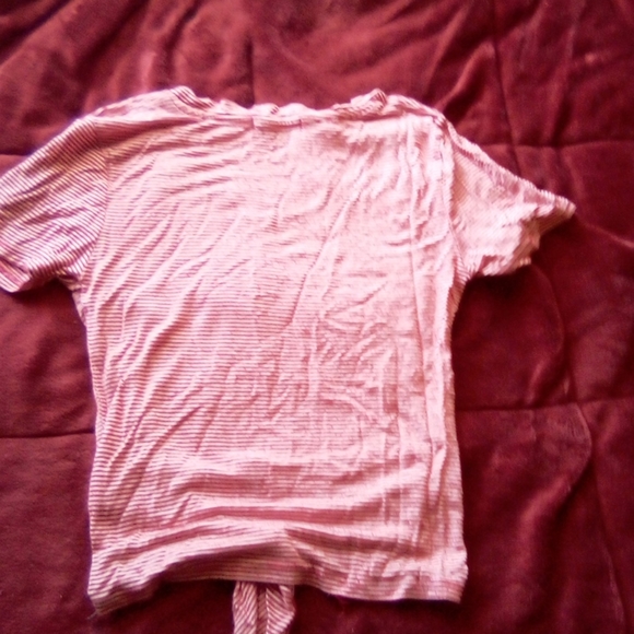 Candy cane striped shirt - Picture 2 of 2